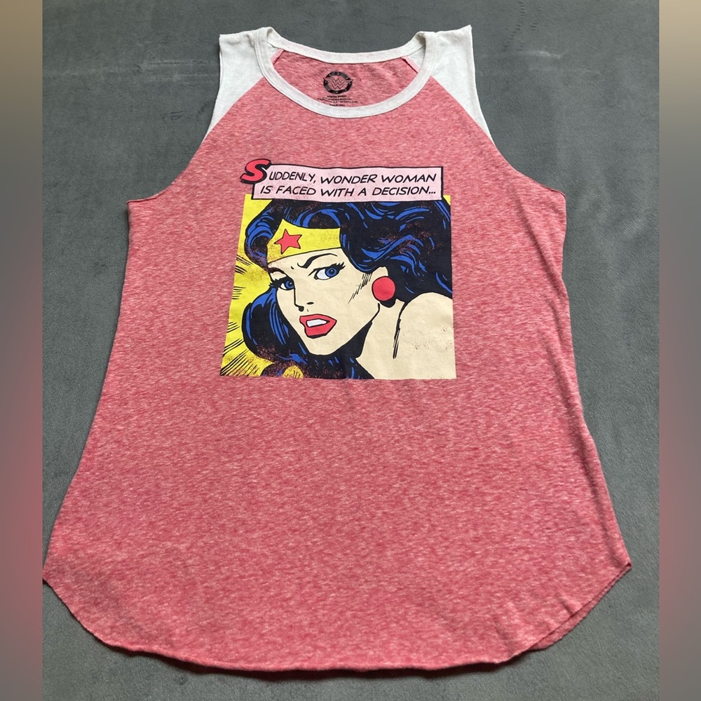 DC Comics Wonder Woman Pajama Top size Small Pink
